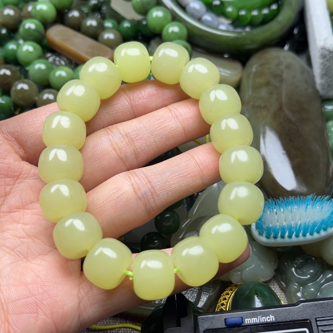 和田玉（黄玉）未镶嵌手串