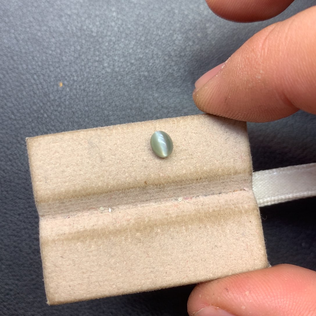 变石猫眼裸石未镶嵌0.75ct