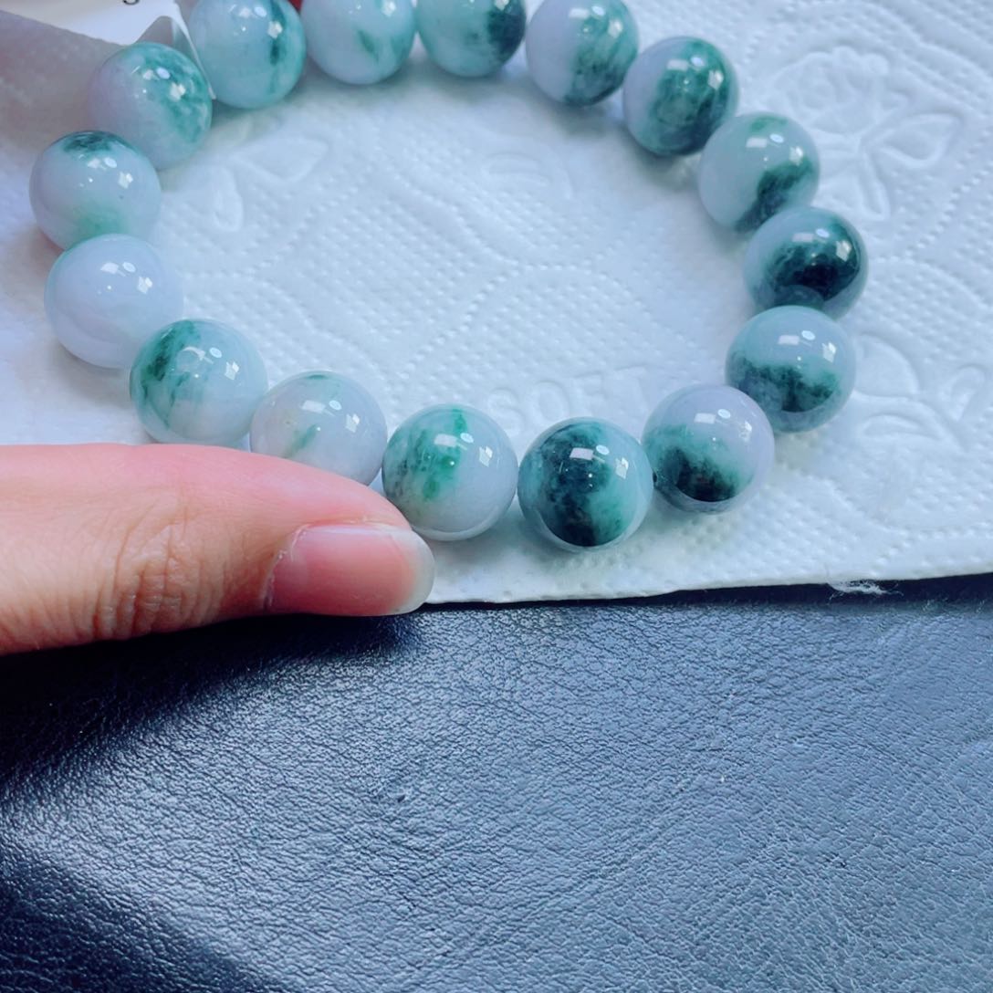 定制翡翠未镶嵌珠串