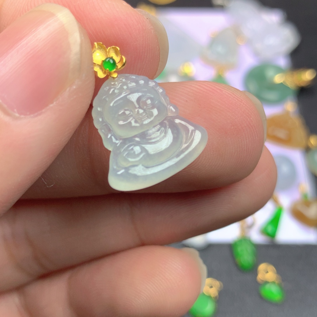 【闪购商品】颈饰18K金镶嵌翡翠翡翠