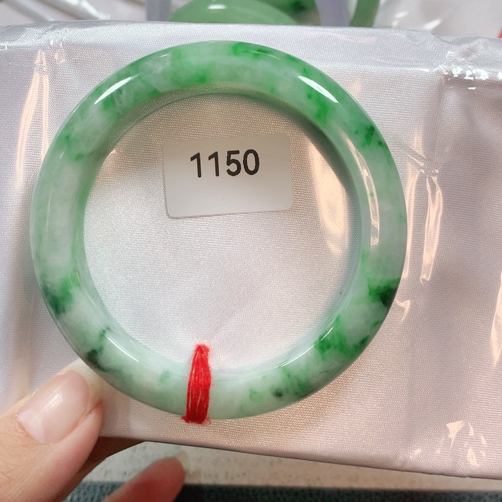 翡翠手镯未镶嵌天然翡翠手镯53.5