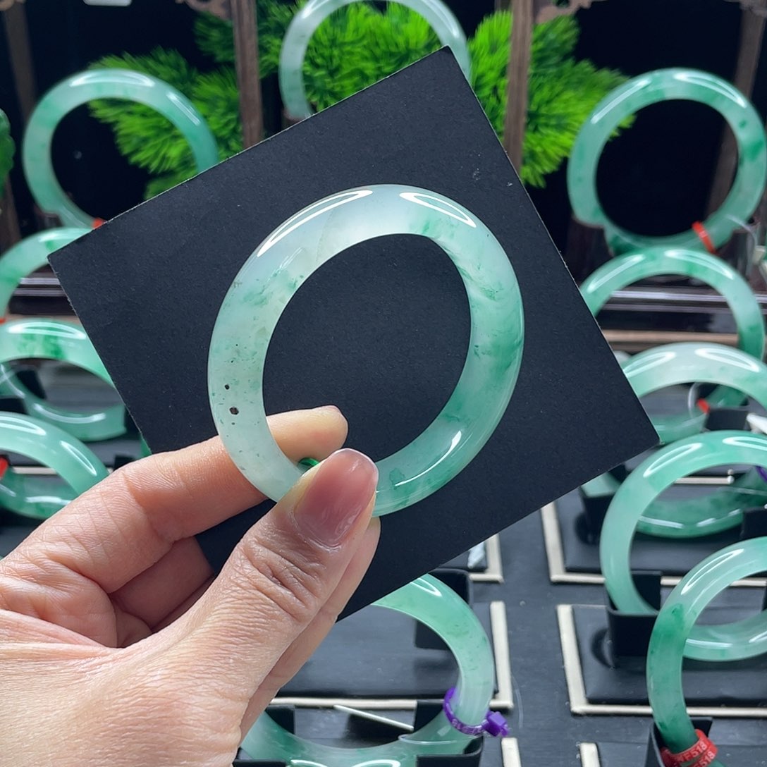 石英质玉未镶嵌手镯用****4