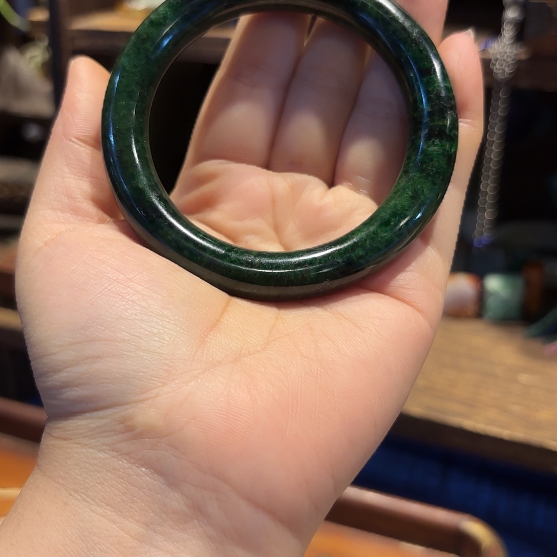 翡翠颈饰未镶嵌原创