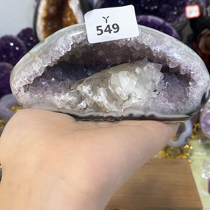 未镶嵌水晶大型摆件（非配饰）