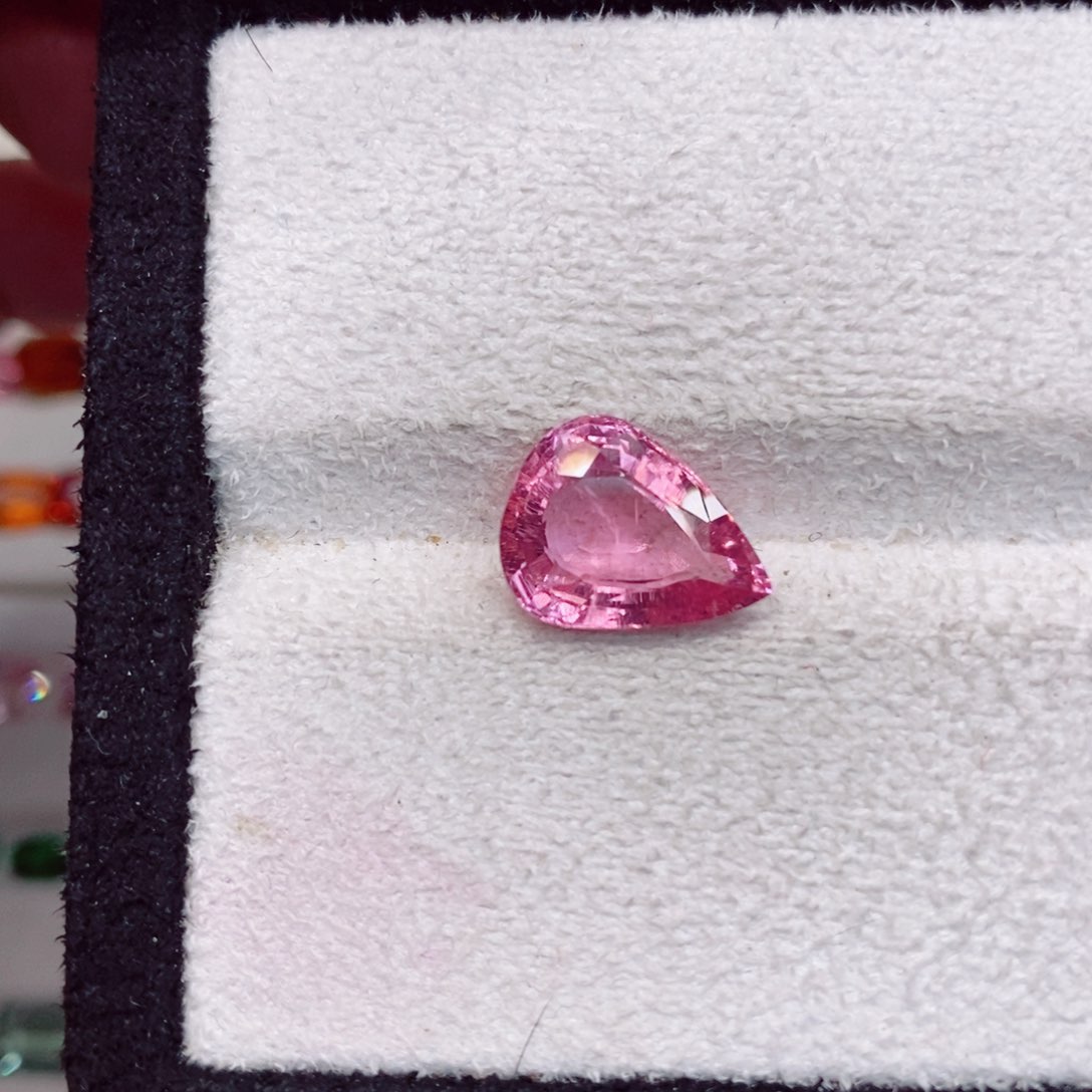 碧玺裸石未镶嵌碧玺5克拉