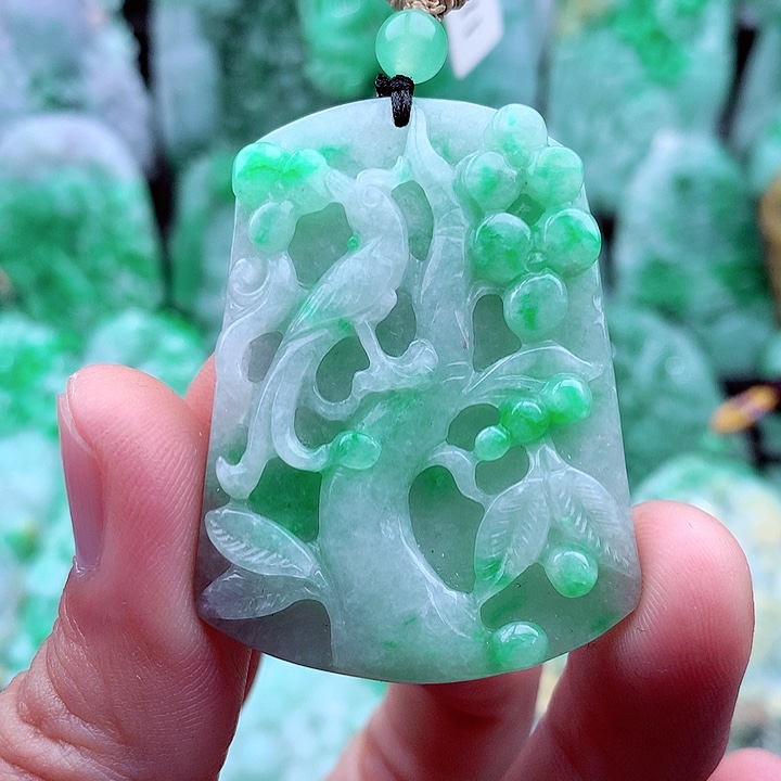 翡翠吊坠(不含链)未镶嵌