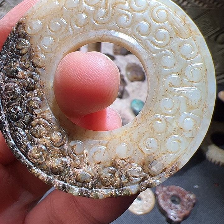 和田玉（糖玉）未镶嵌颈饰身****一