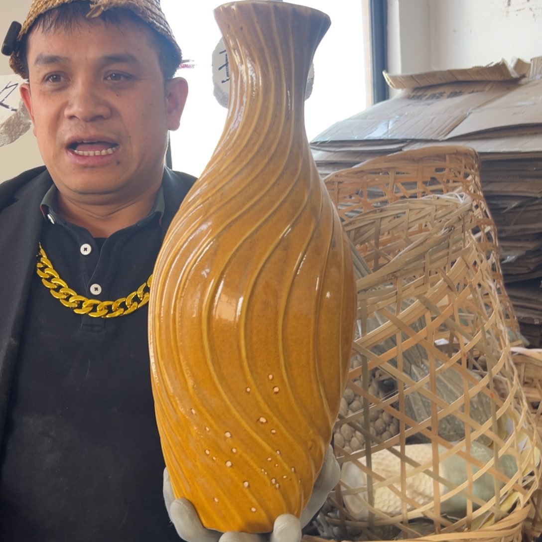 摆件1 号高中温陶瓷工艺瓶（部分微瑕）