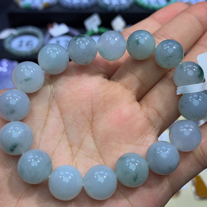 翡翠手链未镶嵌翡翠12+