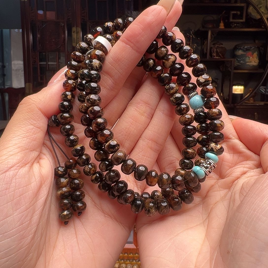 琥珀裸石未镶嵌抚顺琥珀30386。7mm