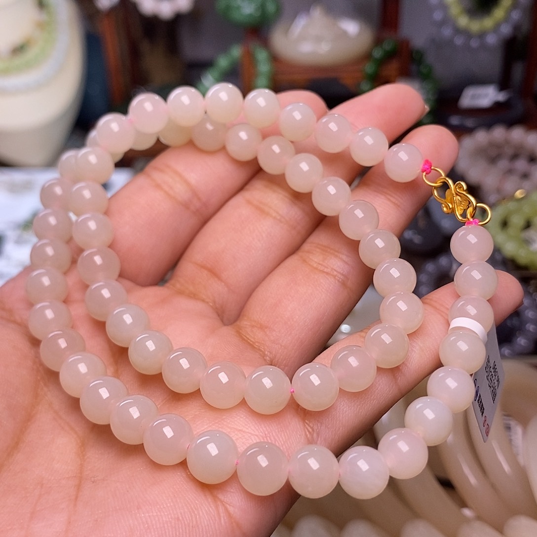 和田玉藕粉老熟料约8mm妈妈项链未镶嵌卢*