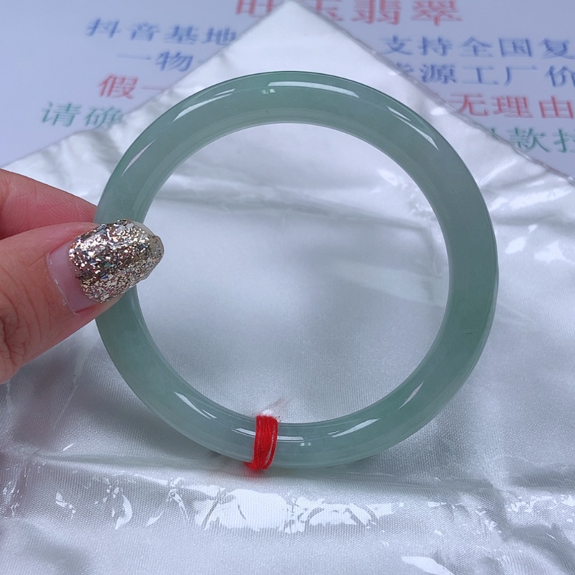 【闪购商品】翡翠手镯未镶嵌5556，