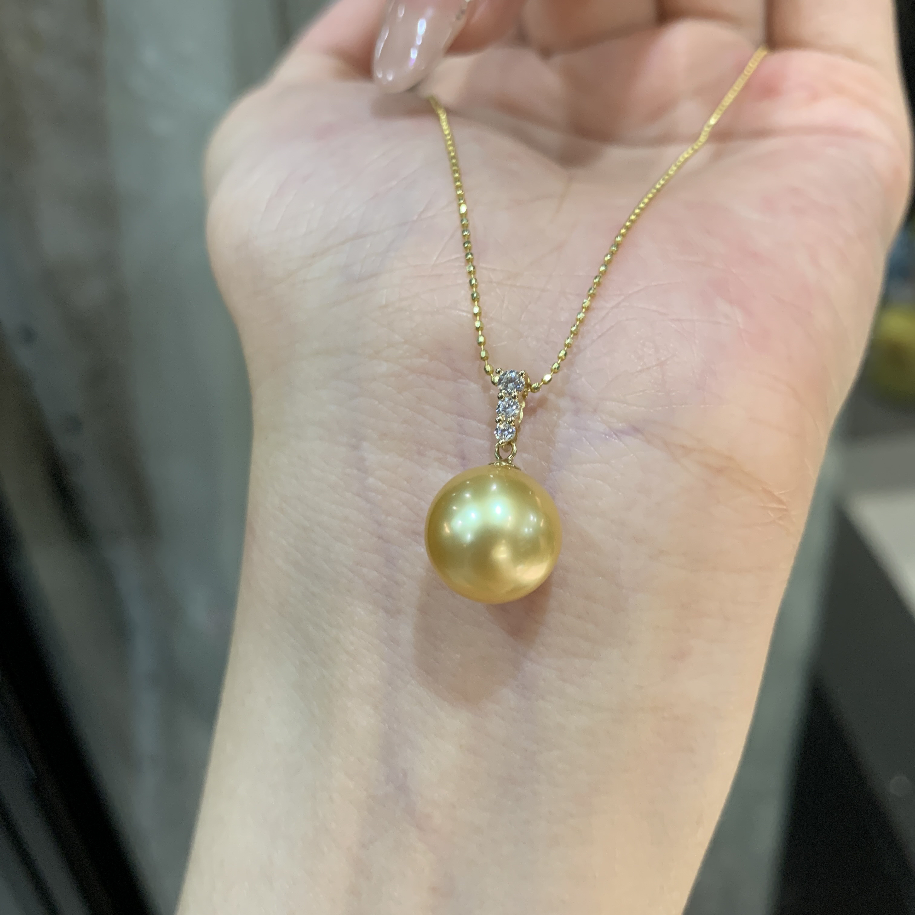 七分「朝晖」11-12mm极光正圆浓金南洋金珠吊坠 经典气质（不带链）