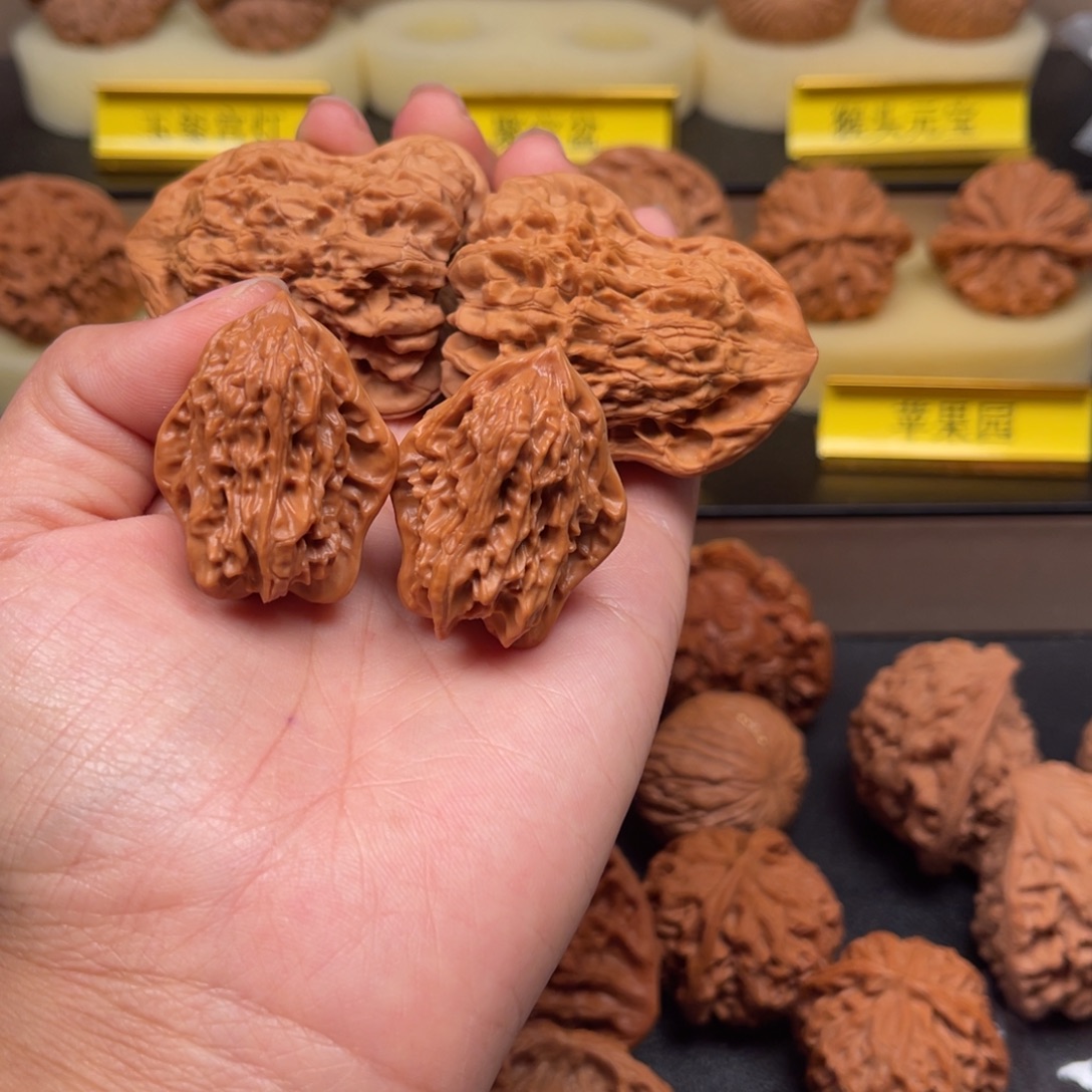 简***了文玩核桃吊坠鸟加葫芦