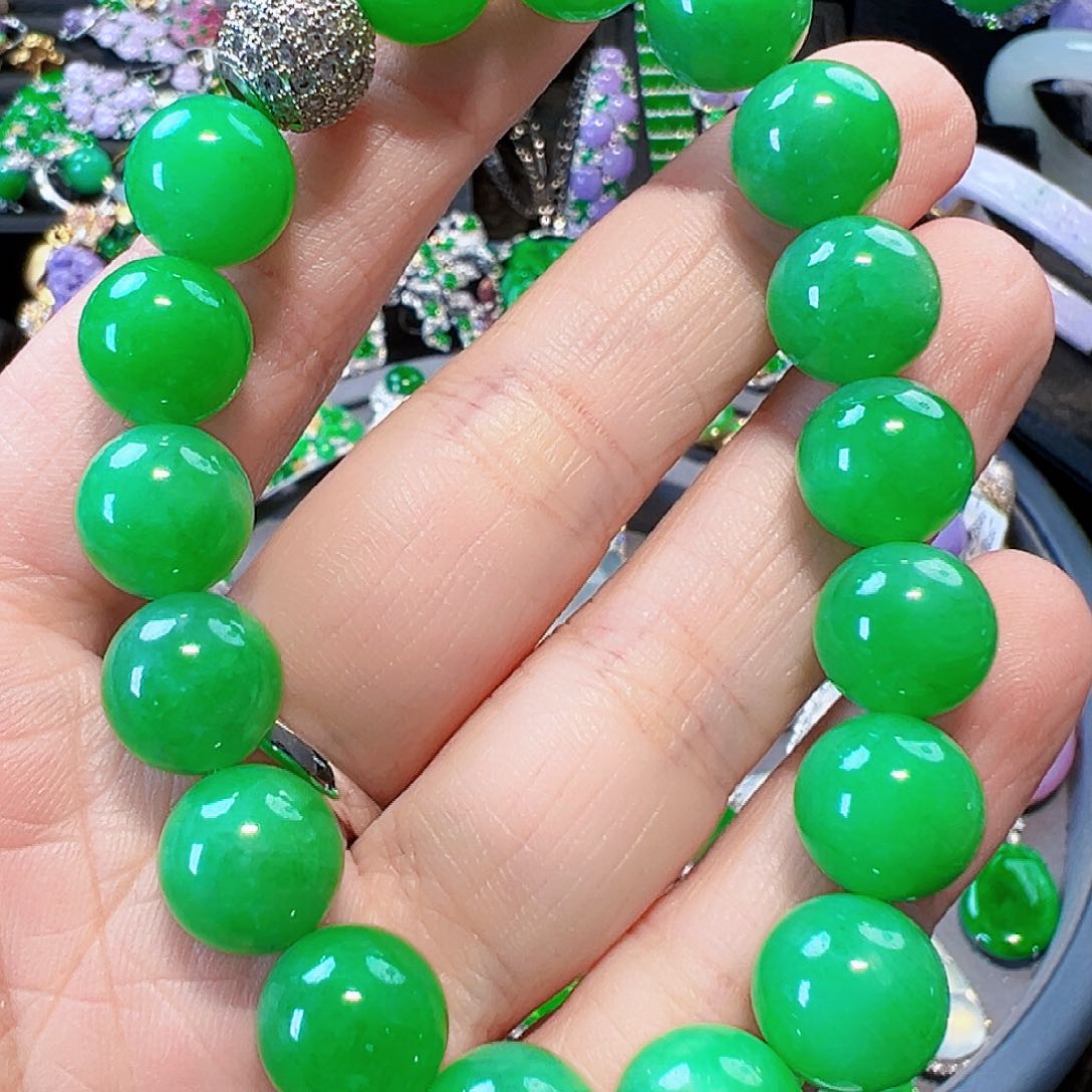 翡翠手串未镶嵌签收后24小时鉴赏期