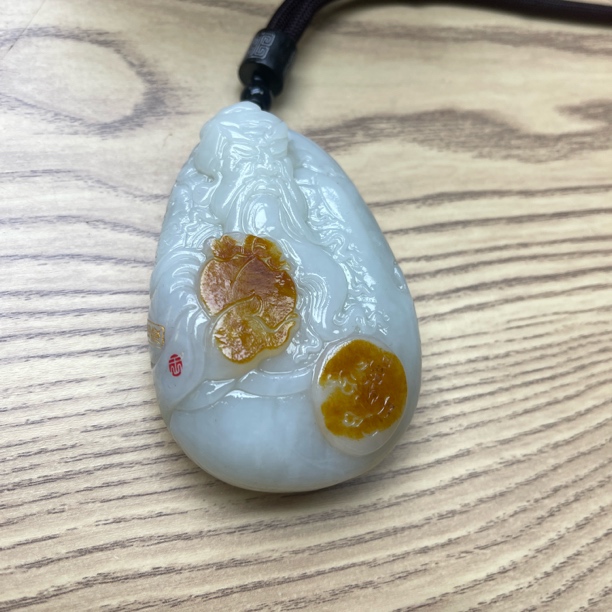 石包沁色财神手把把玩件D2
