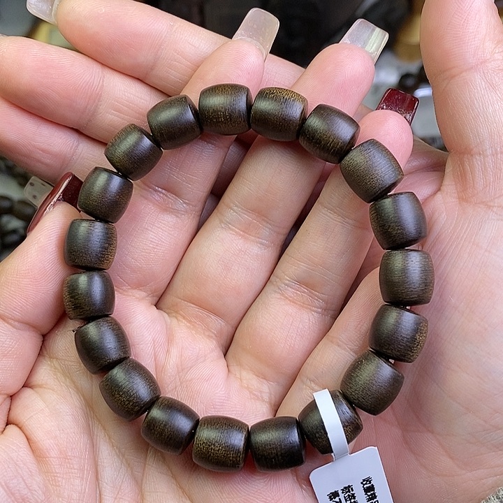沉香手串a**？越南芽庄白棋楠玉化沉水