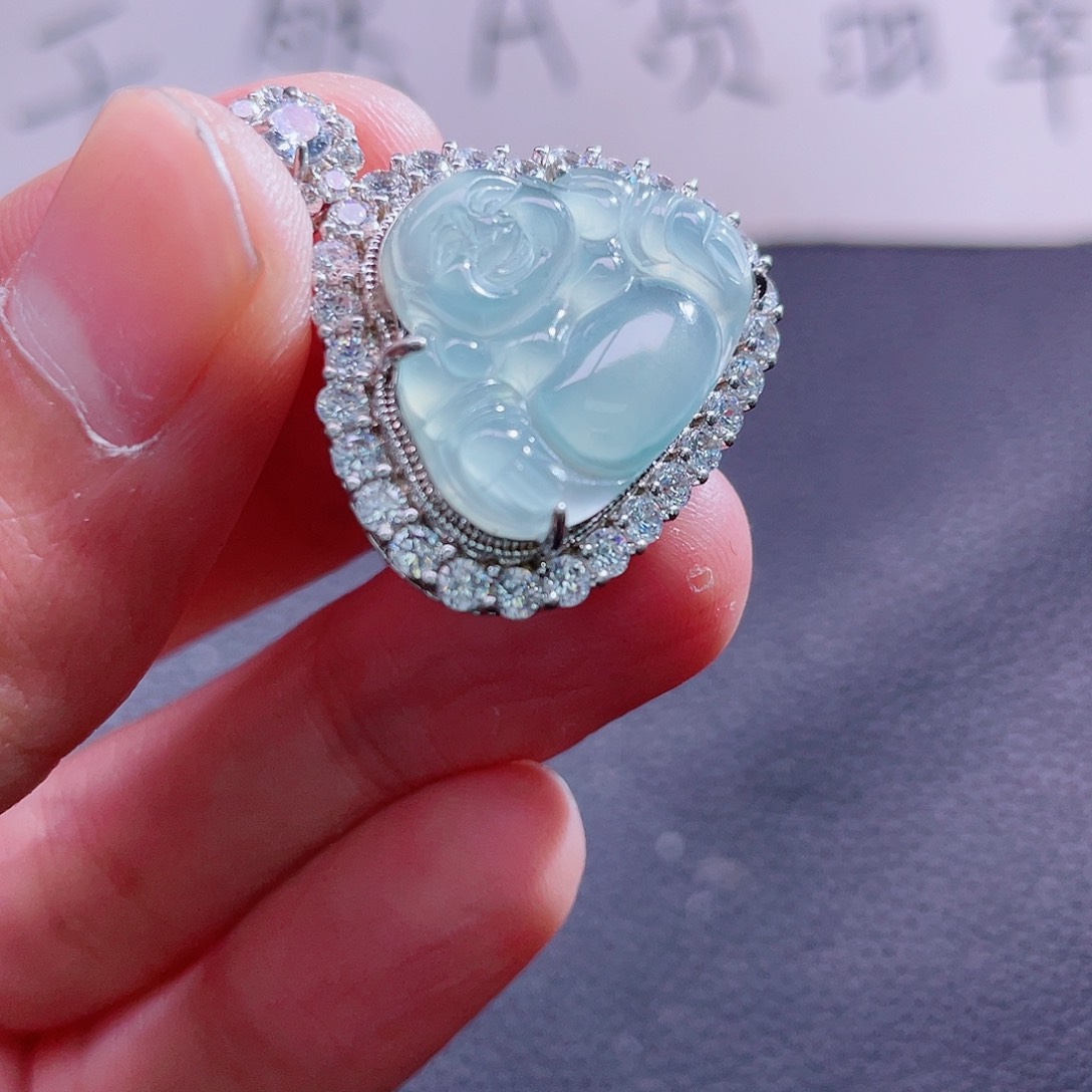 翡翠颈饰未镶嵌999999999