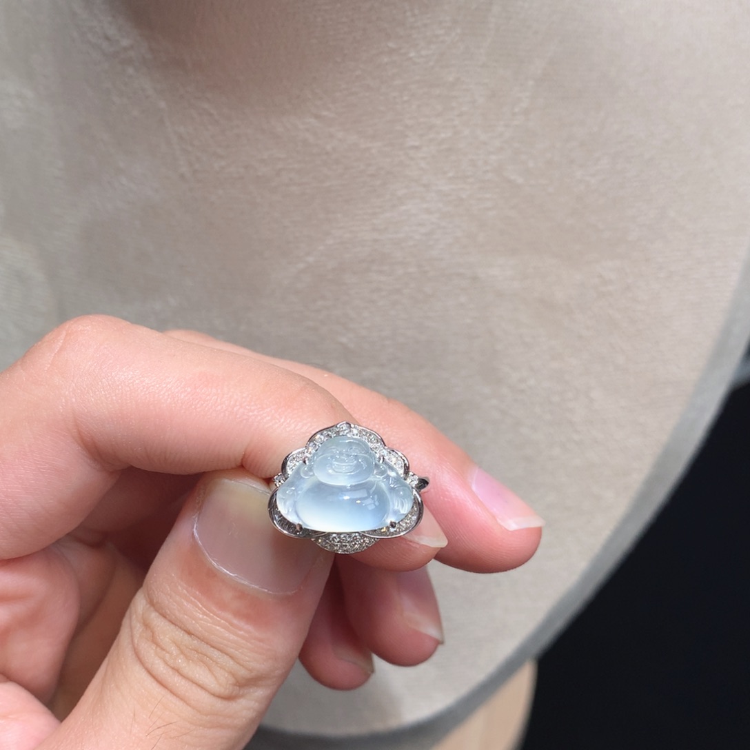 翡翠戒指18K金镶嵌