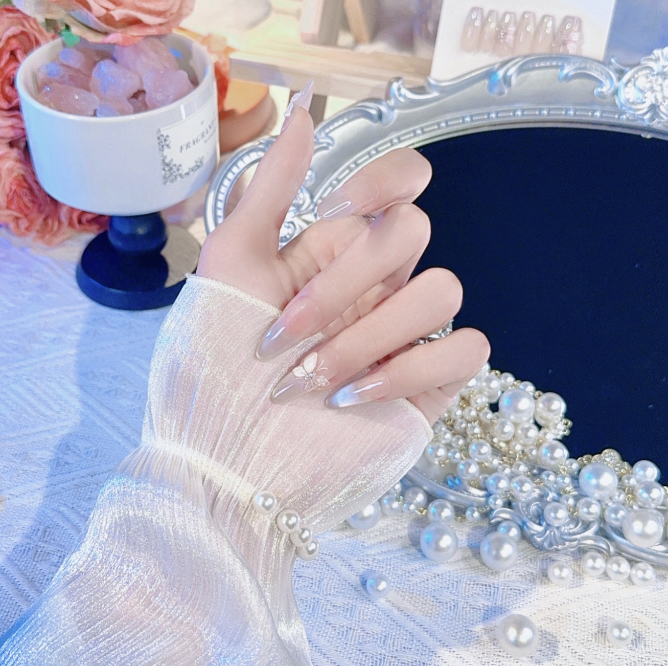 【花未眠】显白冰蓝渐变猫眼蝴蝶结手工穿戴甲法式高级可拆卸美甲