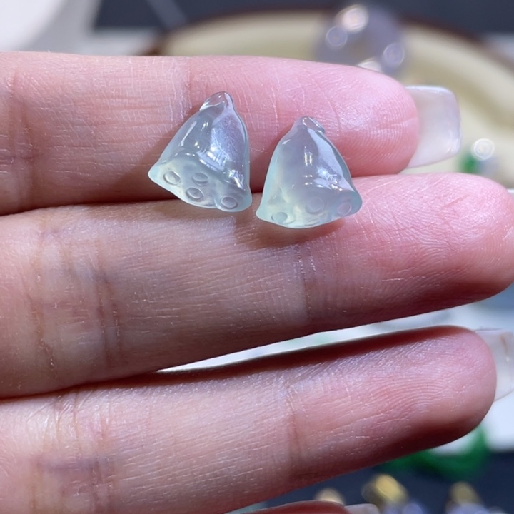 颈饰未镶嵌翡翠莲蓬