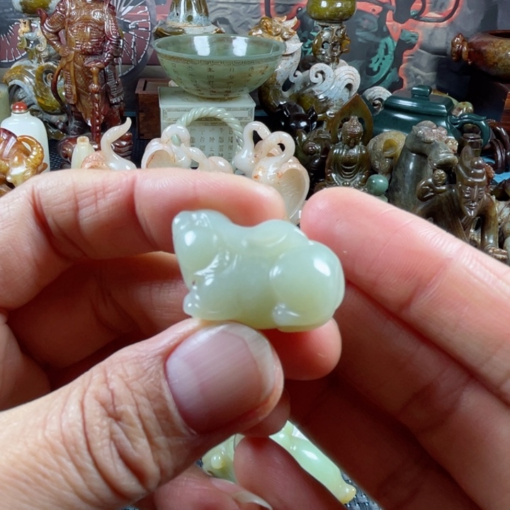 和田玉颈饰未镶嵌万*