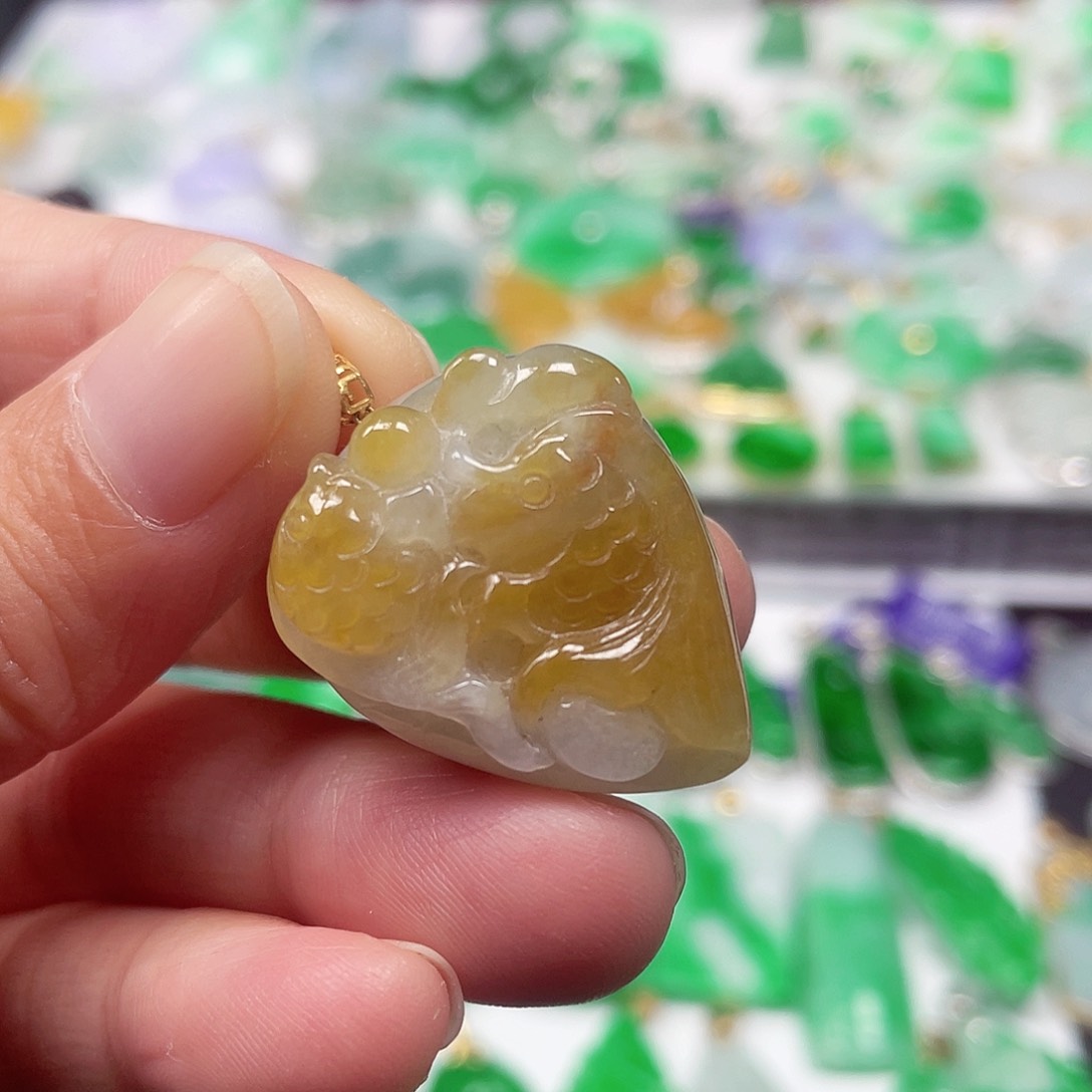 吊坠(不含链)18K金镶嵌翡翠