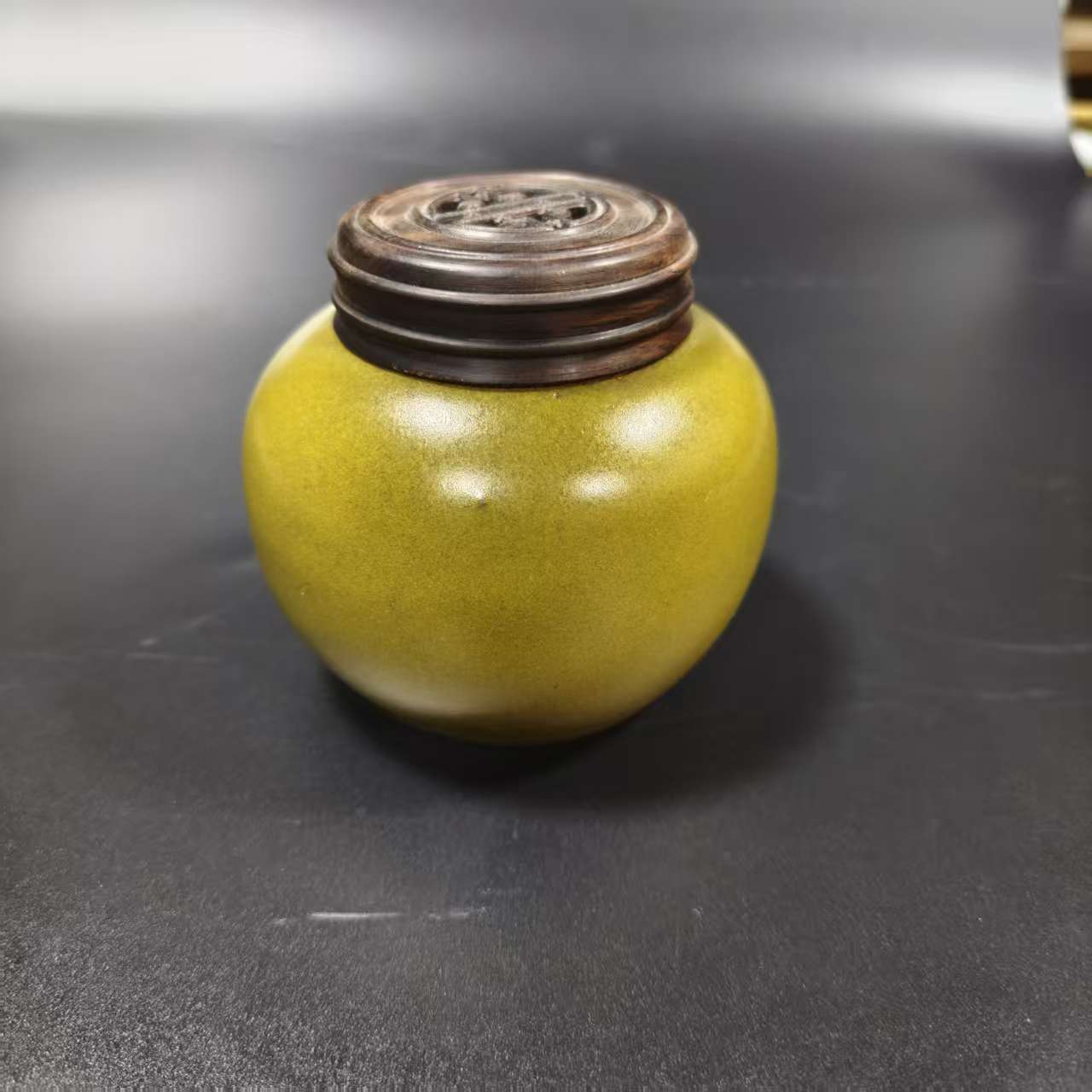 DS309 清乾隆茶叶沫釉小罐 直径8.5cm高8.5cm