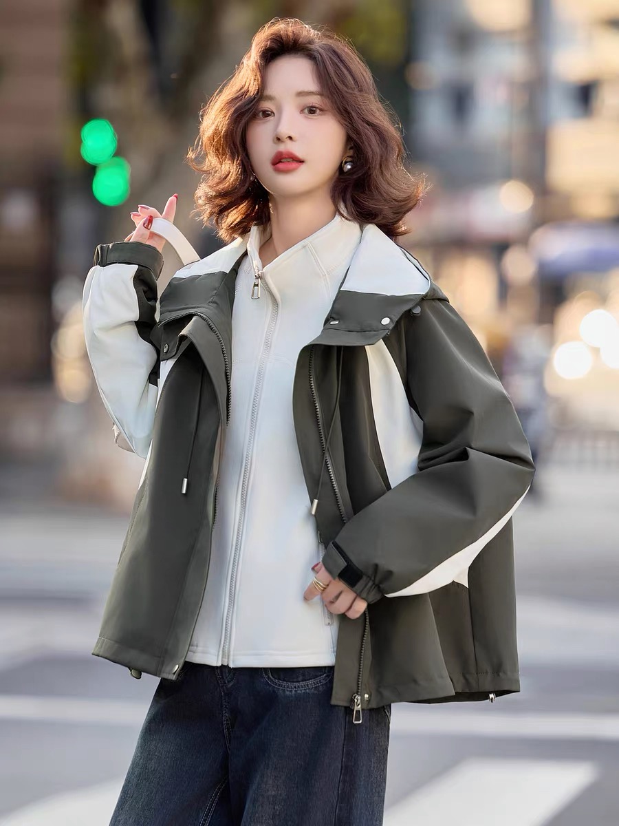 1828【衣长60】冲锋衣三合一时尚减龄显瘦新款宽松连帽收腰流行外套