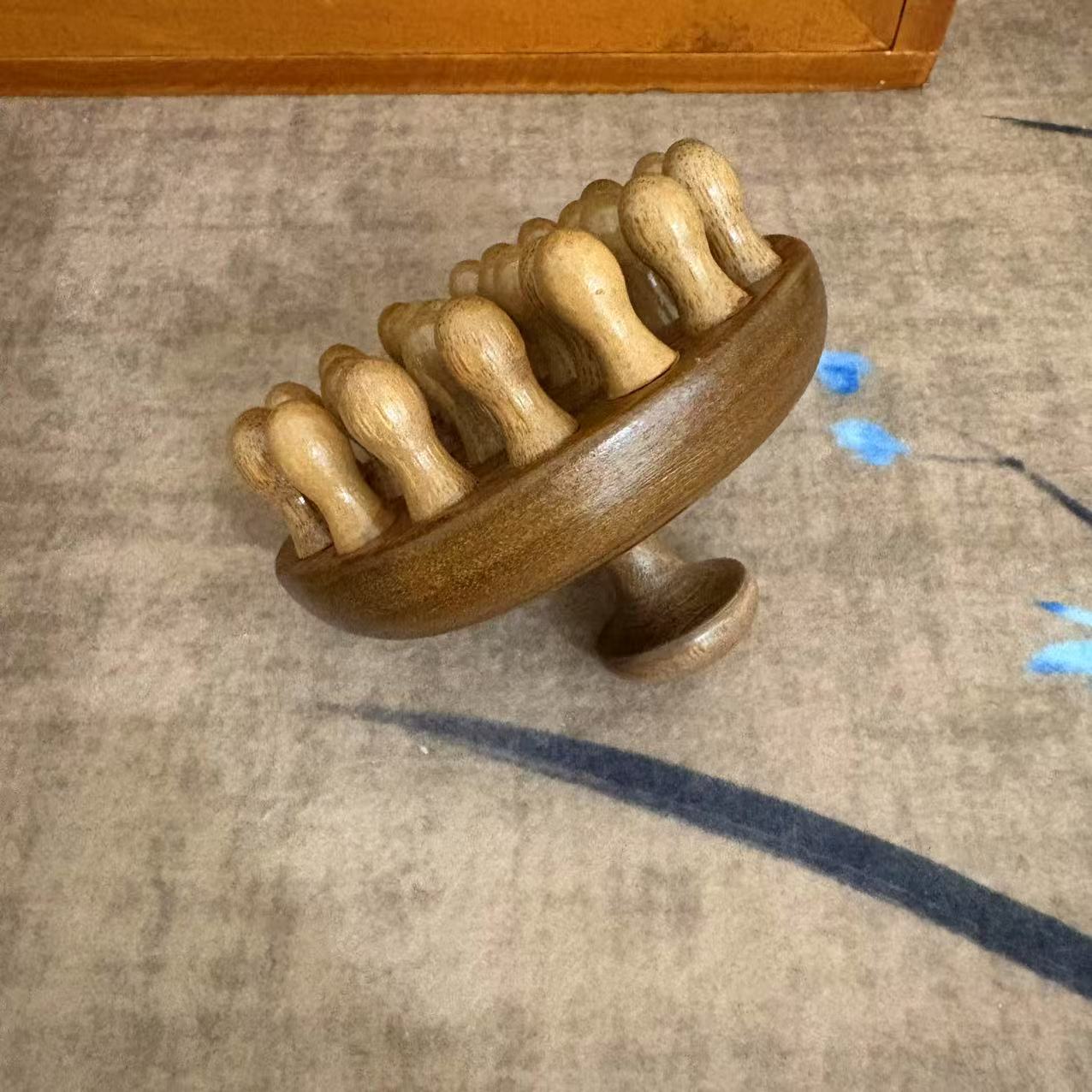 28齿按摩梳  一把