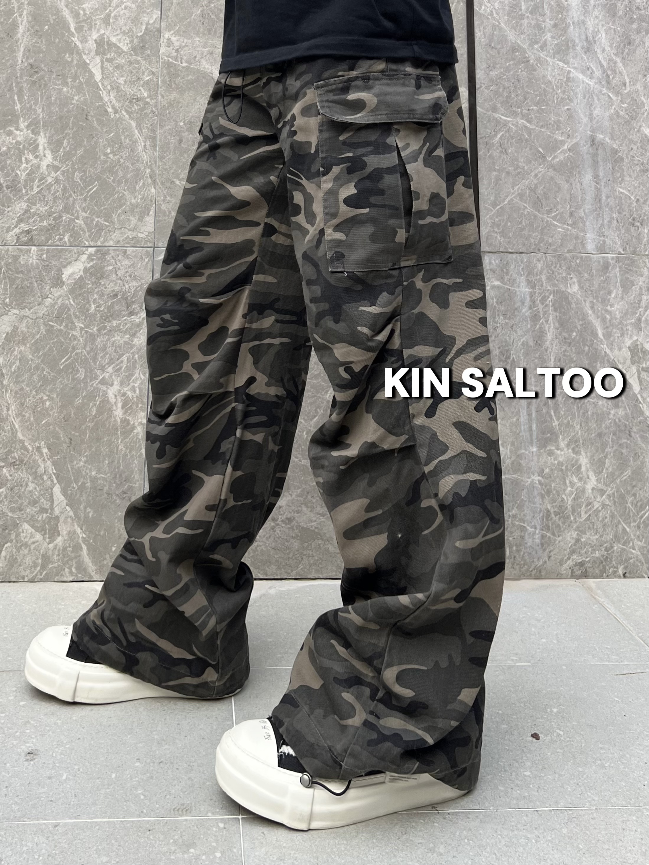 KIN SALTOO"迷彩OG伞兵裤"复古抽绳大口袋扎染工装垂感堆积休闲裤