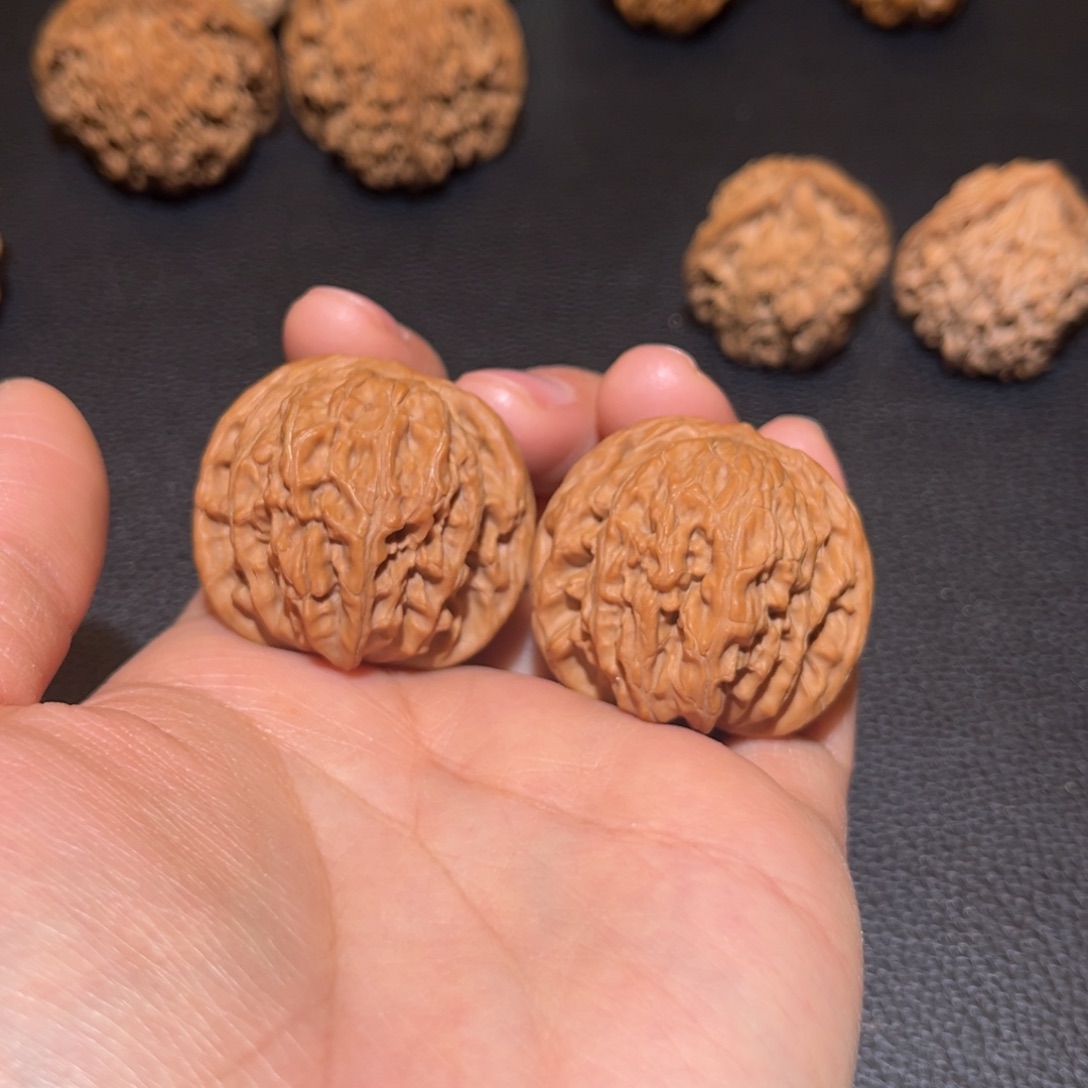 涅***鑫文玩核桃把件磨盘36