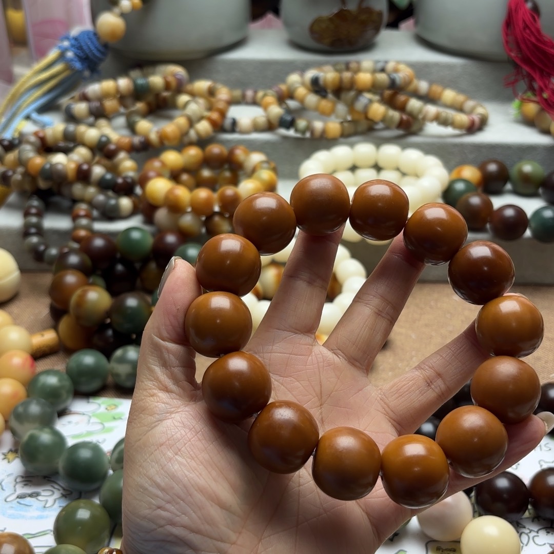 妞***吊坠菩提根/象牙果卡22福利