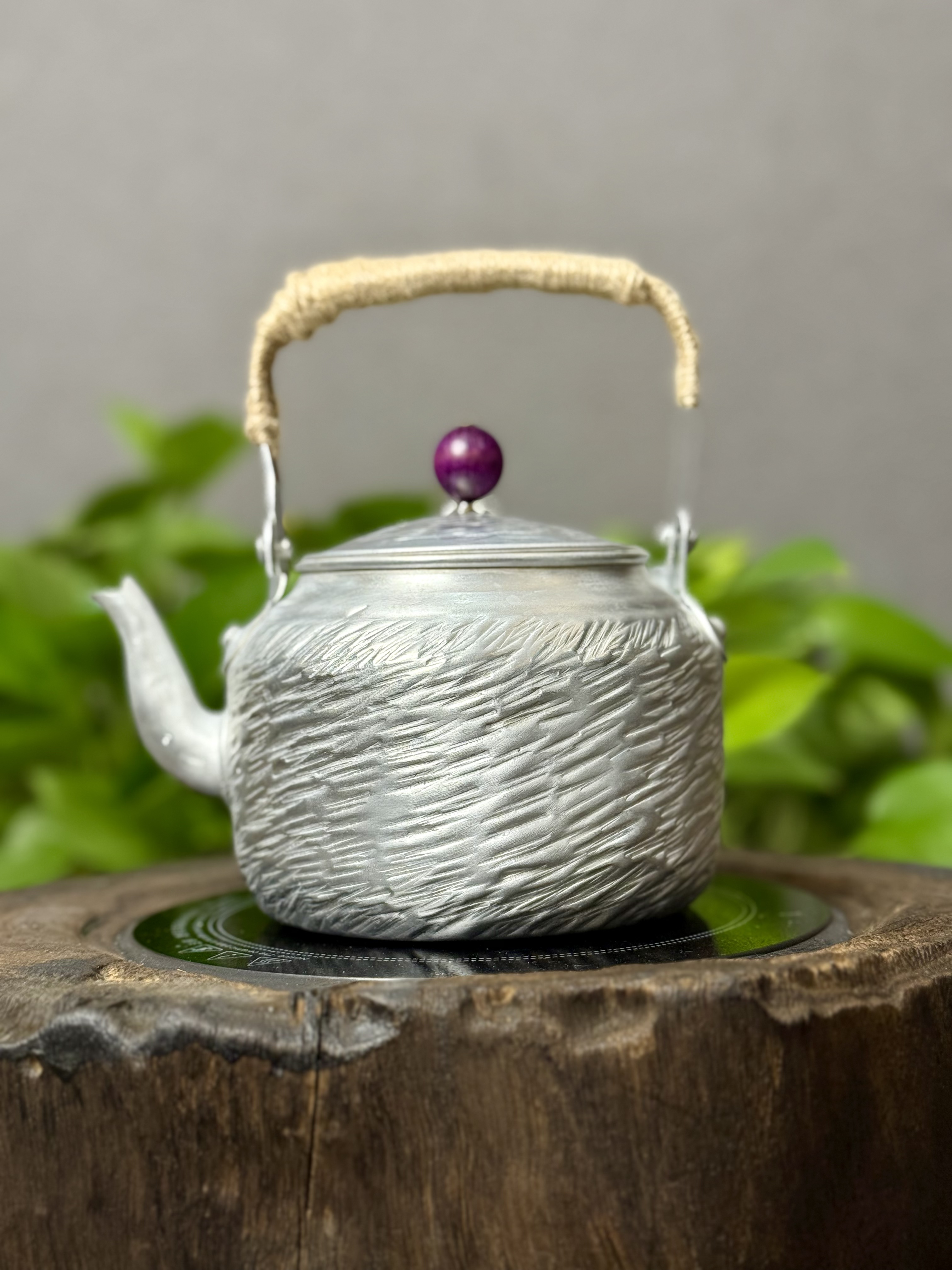 纯手工锻打私人定制银色锤纹紫气东来剑纹铝壶户外煮茶泡茶烧水壶