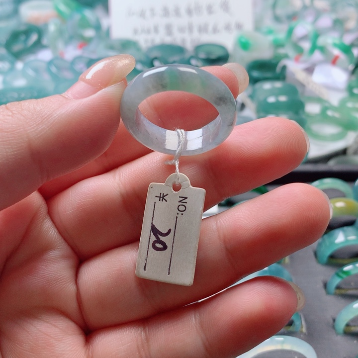 翡翠戒指未镶嵌戒指