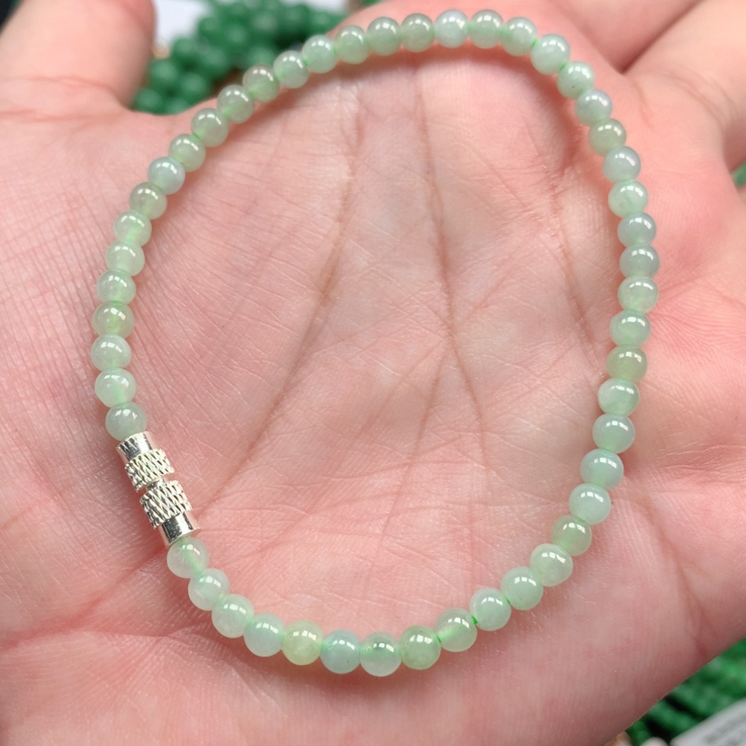 翡翠手链未镶嵌翡翠