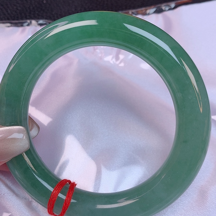 翡翠手镯未镶嵌57 翡翠手镯