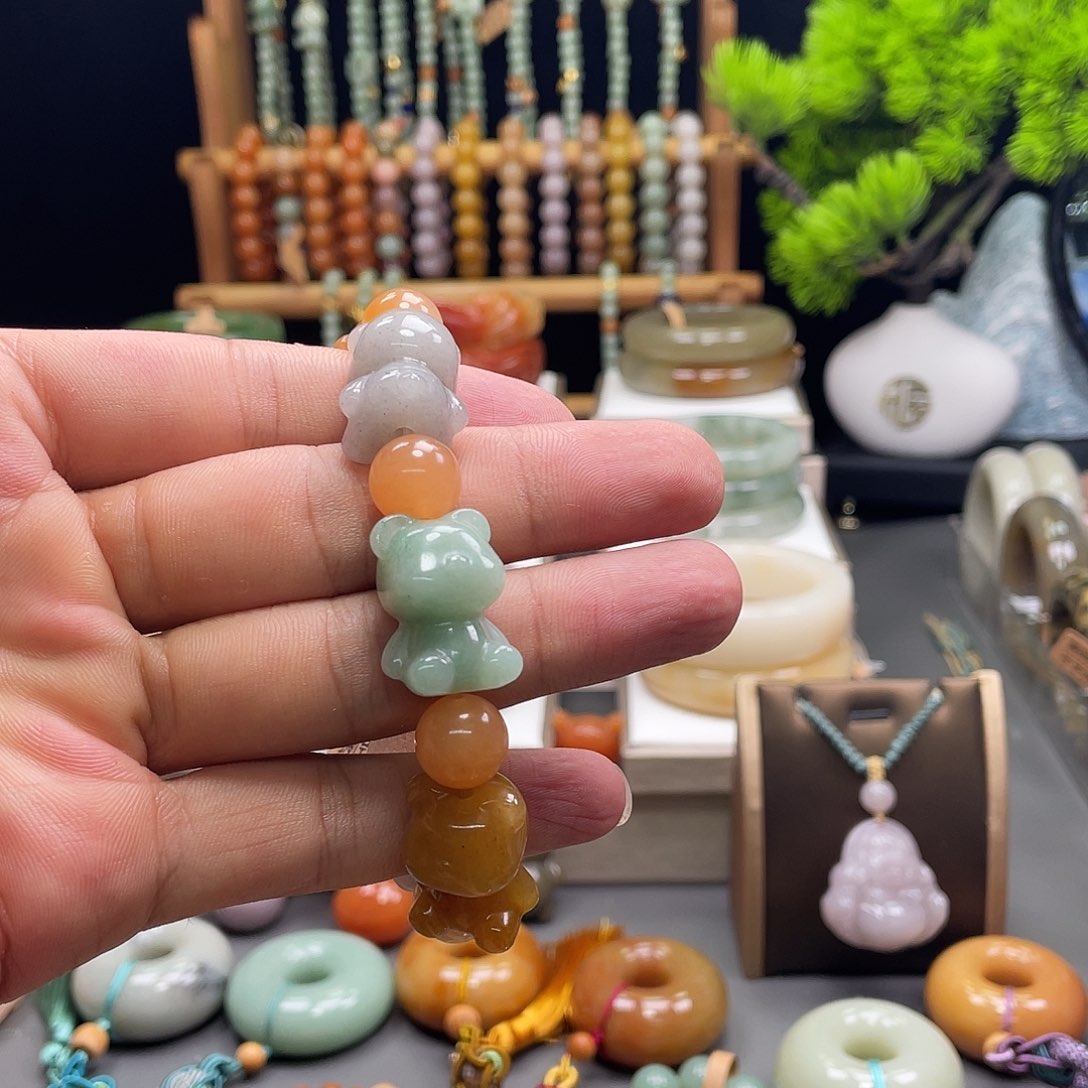 人***点石英质玉手串未镶嵌