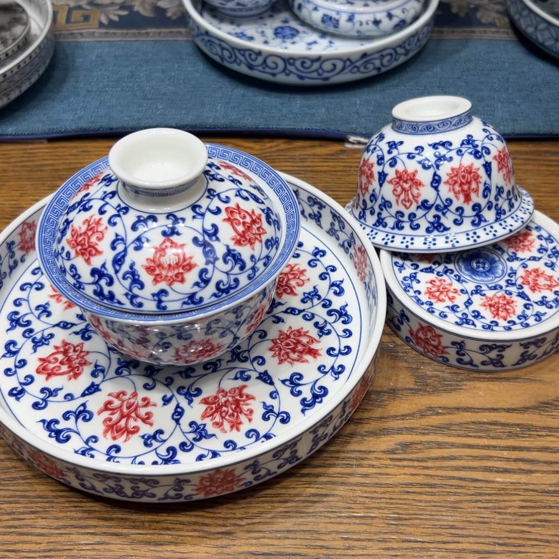 景德镇瓷器精品陈列展品
