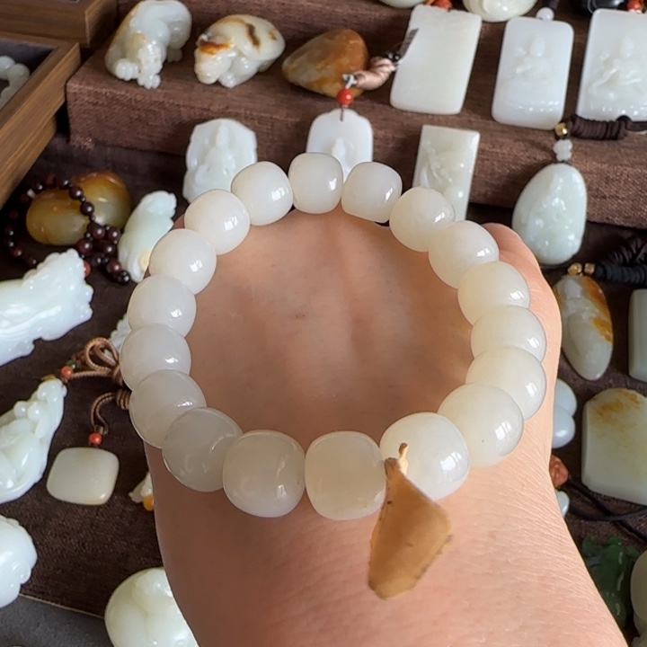 未镶嵌和田玉手链修*