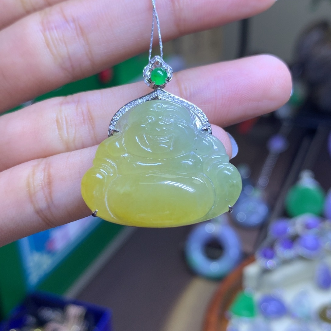 翡翠颈饰18K金镶嵌翡翠