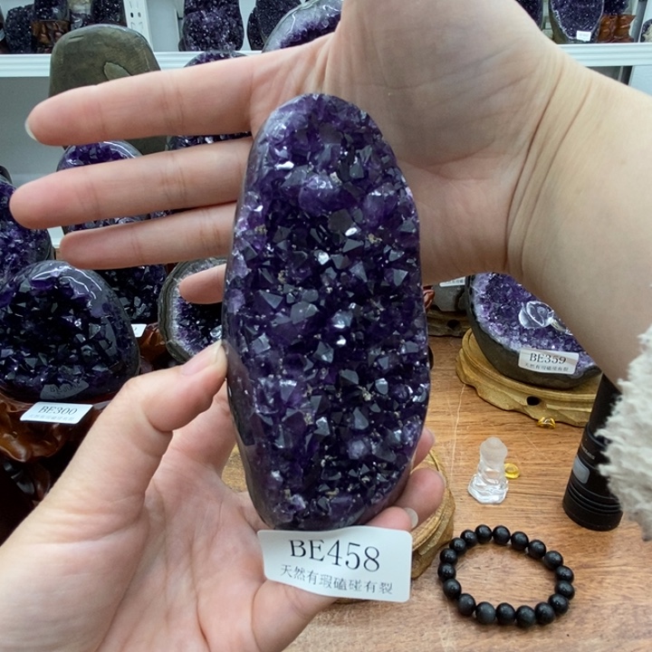 紫晶大型摆件（非配饰）未镶嵌