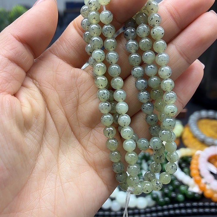 和田玉未镶嵌手串