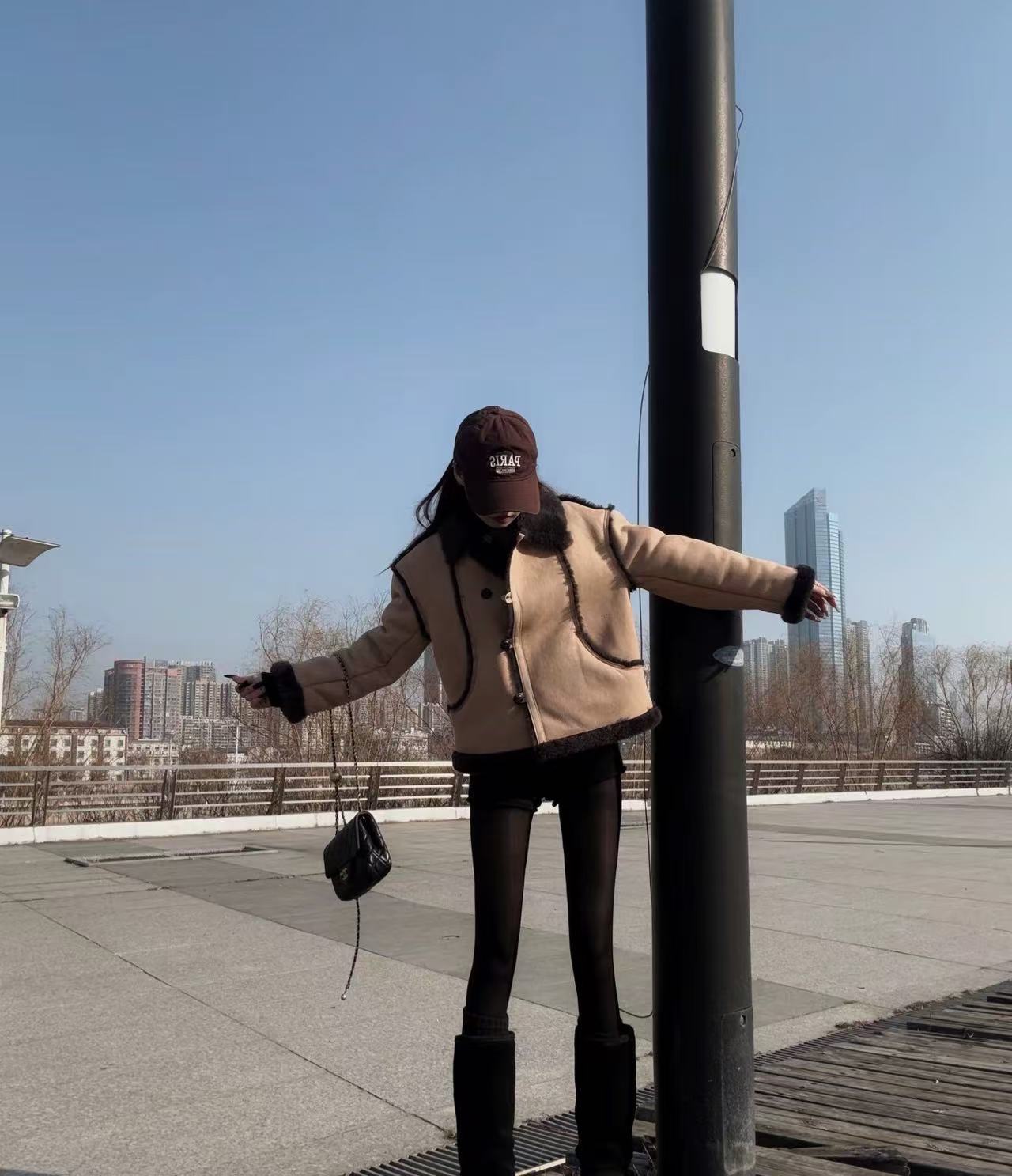 金镶玉   香奈  儿 金球方胖子装装饰围巾丝巾夏季品丝巾季X044