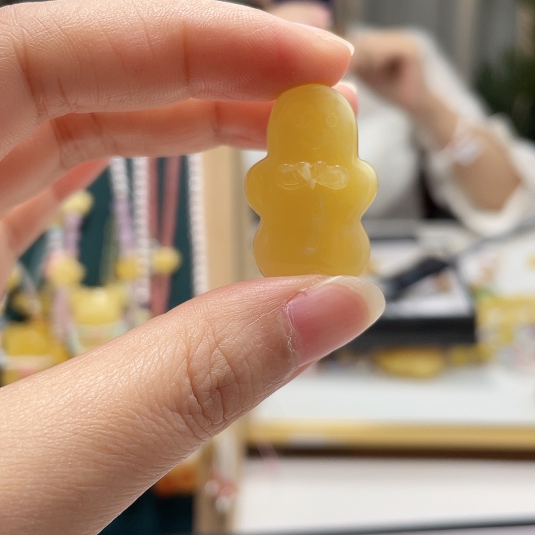 未镶嵌琥珀裸石蜜蜡吊坠