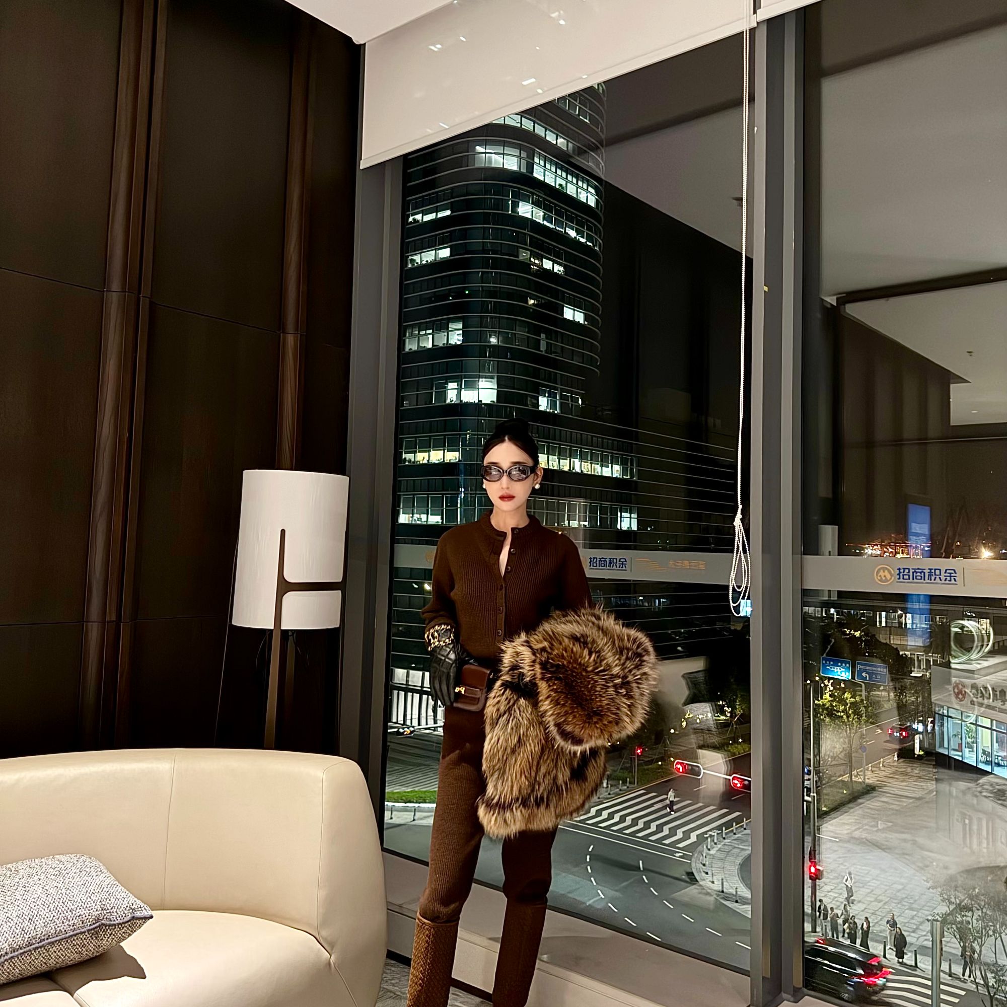 S300【摩卡慕斯】咖色净版圆领排扣长袖上衣连体裤LTK14356