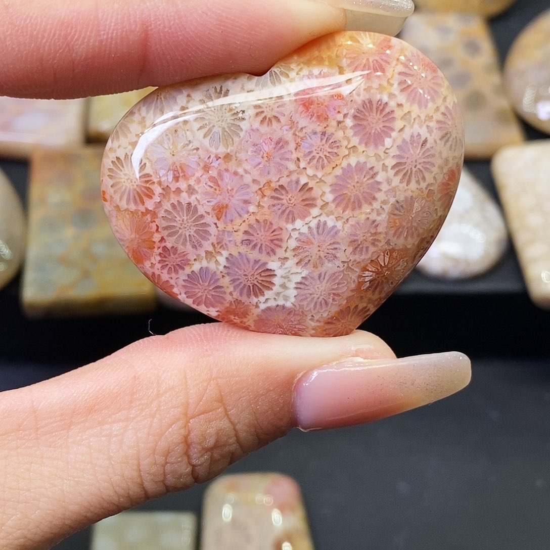 硅化玉颈饰合金柠**•