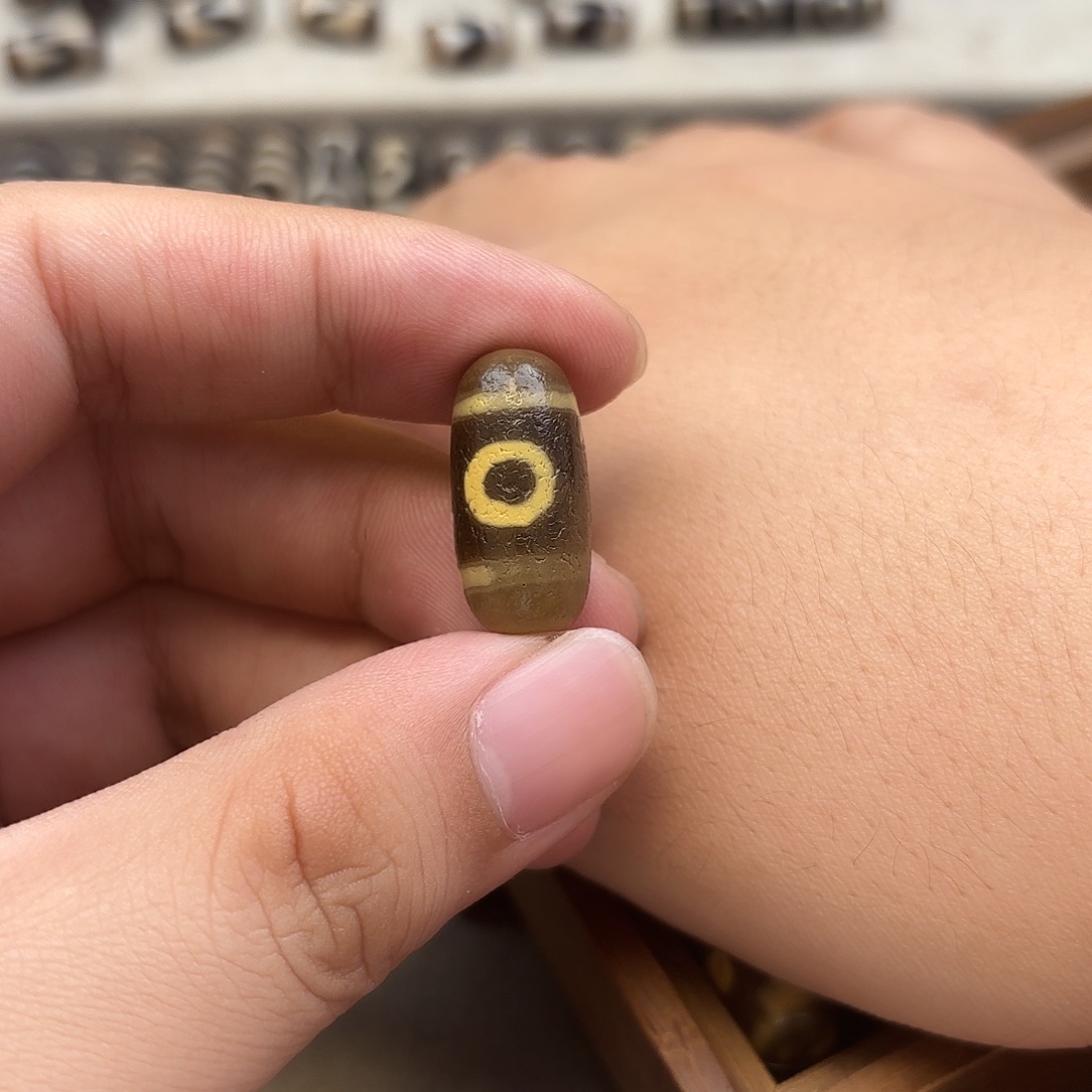 涛***旧玛瑙/玉髓未镶嵌珠宝半成品