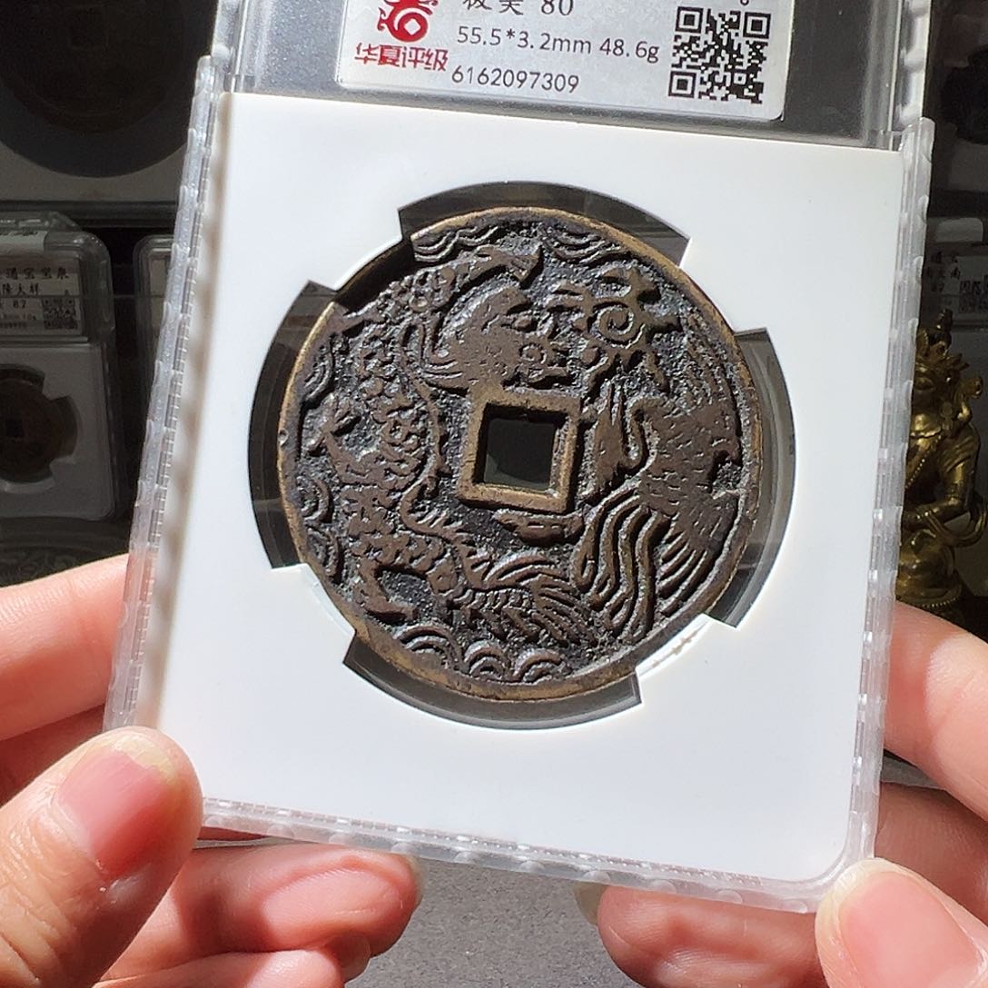 铜学****安龙凤。华夏天玺总店