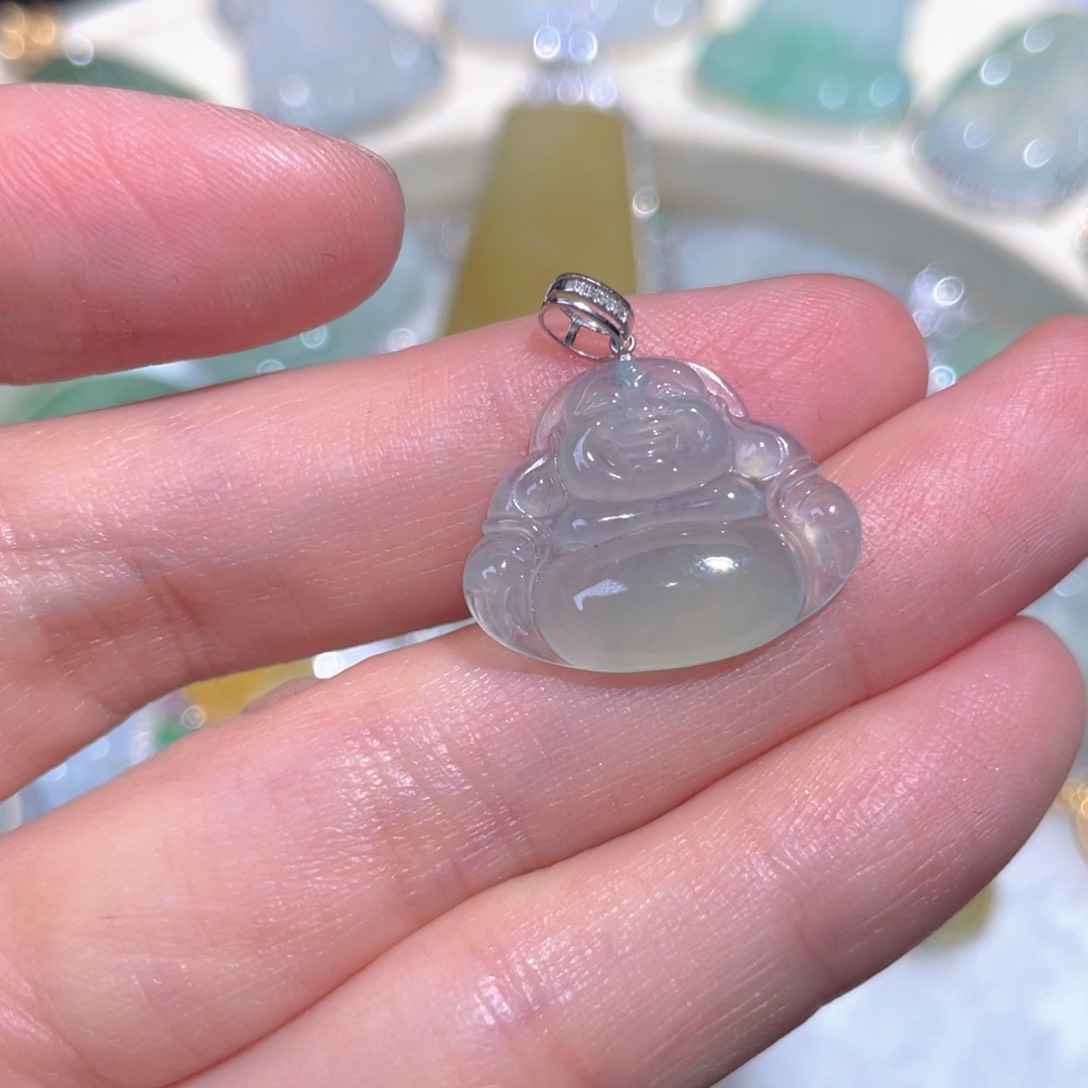 翡翠颈饰18K金镶嵌翡翠